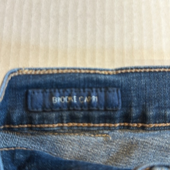 Lucky Brand Brooke Capri denim blue jeans w pockets front & back zipper front - Picture 5 of 13